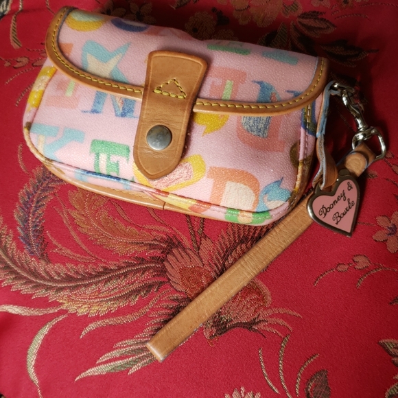 Dooney & Bourke Handbags - Dooney & Bourke Wristlet